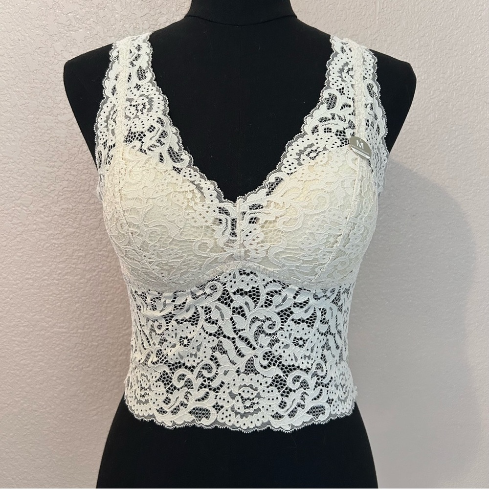 Ivory Lace Bralette Crop Top M Boho Floral Stretch Cami NWT